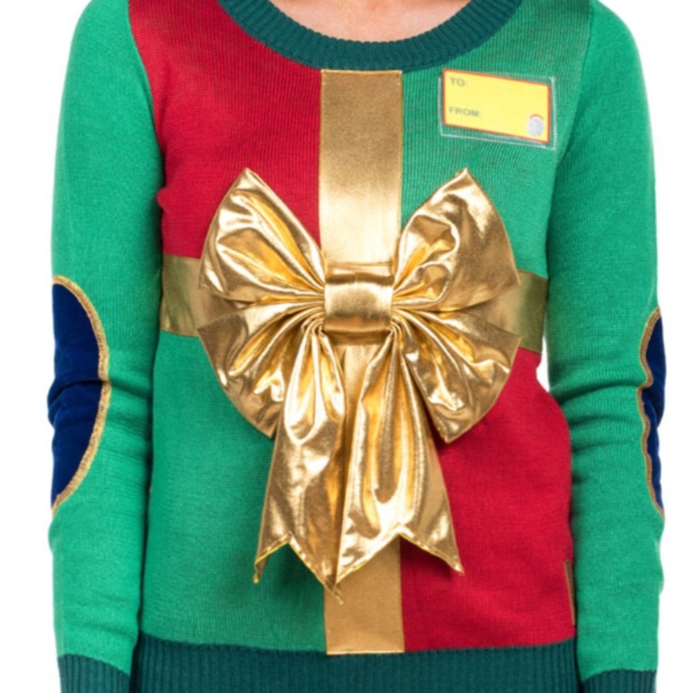 🎁😍🎄 BRAND NEW CUTE HOLIDAY SWEATER! 🎁😍🎄